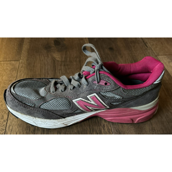 New Balance 990v3 Womens 8.5 Breast Cancer Awareness Running Shoes Gray Pink - Picture 3 of 16